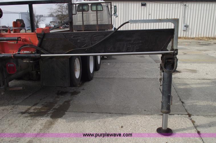 image for item C5953 1999 Sterling A9500 basement boom truck