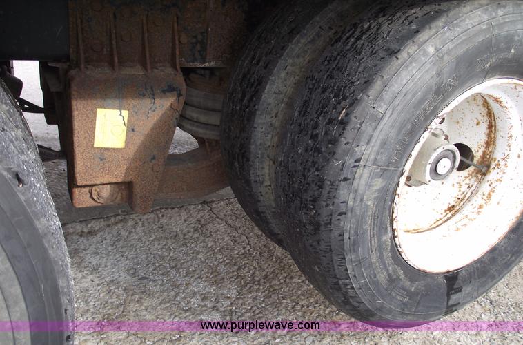 image for item C5953 1999 Sterling A9500 basement boom truck