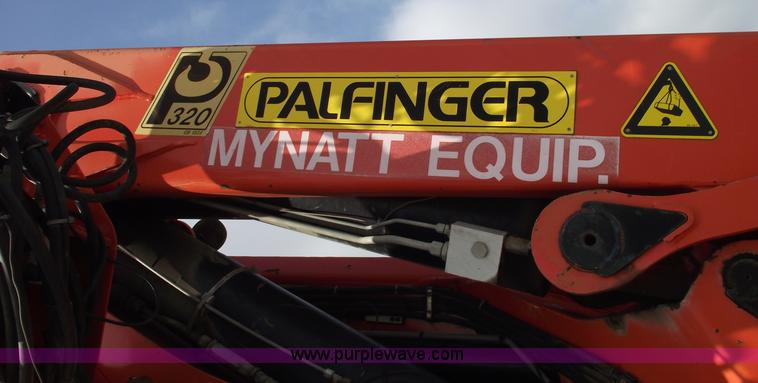 image for item C5953 1999 Sterling A9500 basement boom truck