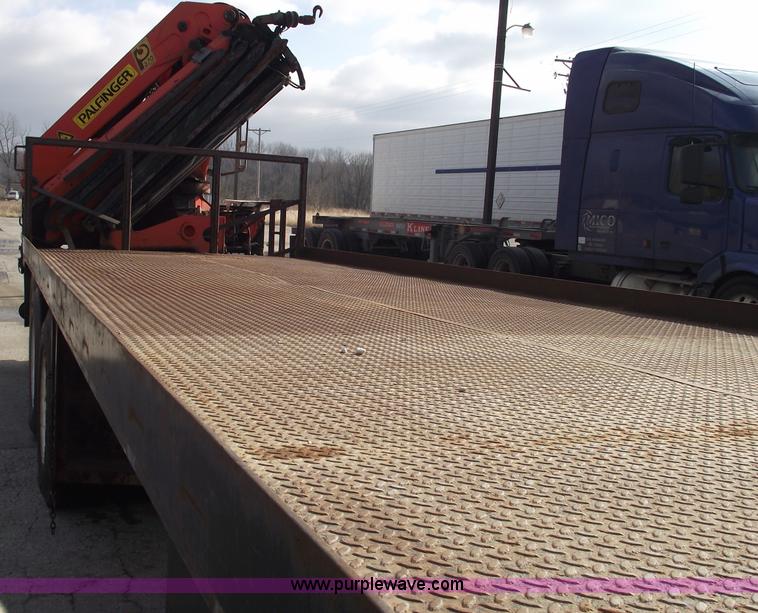 image for item C5953 1999 Sterling A9500 basement boom truck