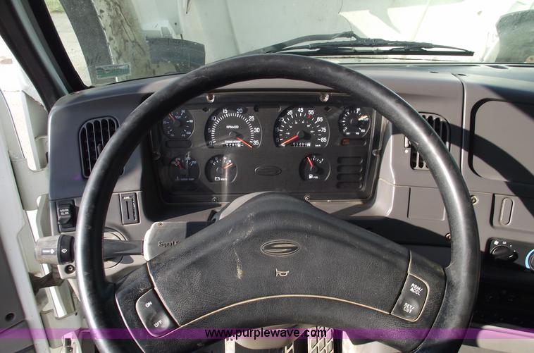 image for item C5953 1999 Sterling A9500 basement boom truck