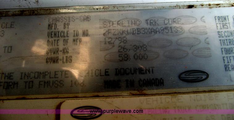 image for item C5953 1999 Sterling A9500 basement boom truck