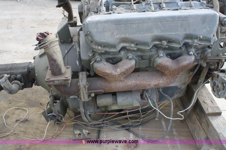 image for item H9507 Caterpillar 3145 V8 diesel engine with hydraulic pump