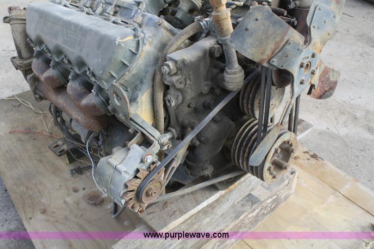 image for item H9507 Caterpillar 3145 V8 diesel engine with hydraulic pump