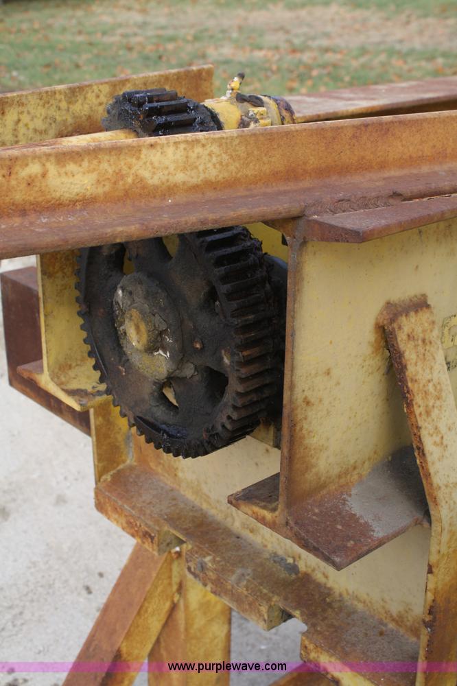 image for item H9511 Mansaver sheet lifter