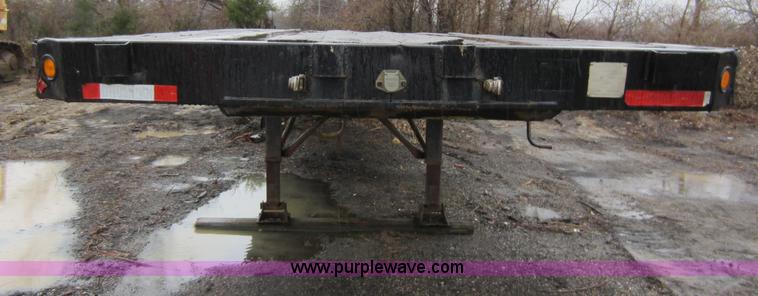 image for item A5658 1992 Dayco TAR4892 flatbed trailer