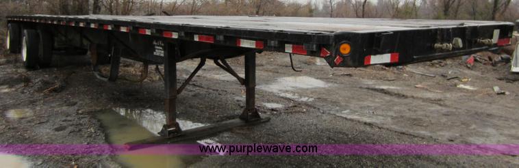 image for item A5658 1992 Dayco TAR4892 flatbed trailer