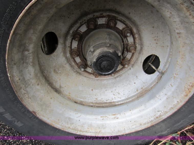 image for item A5658 1992 Dayco TAR4892 flatbed trailer