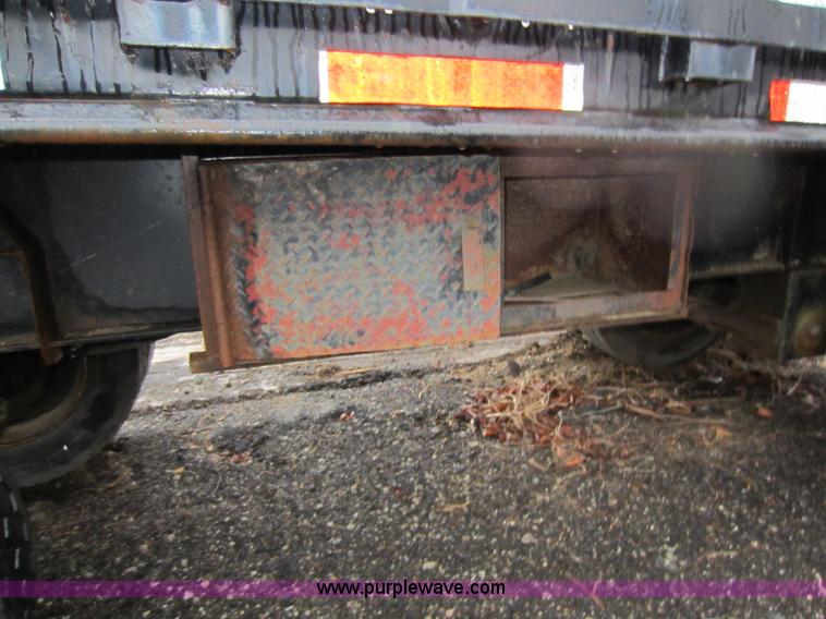 image for item A5658 1992 Dayco TAR4892 flatbed trailer