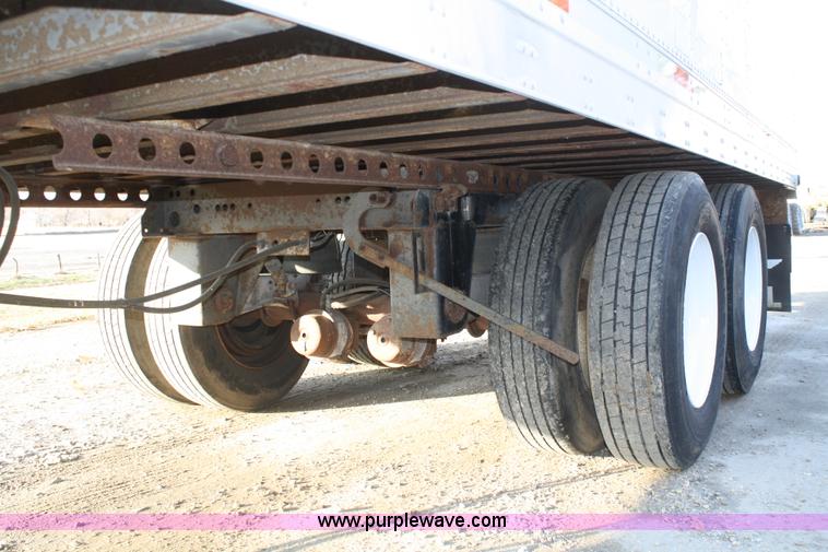 image for item A6510 1998 Trailmobile 53' van trailer