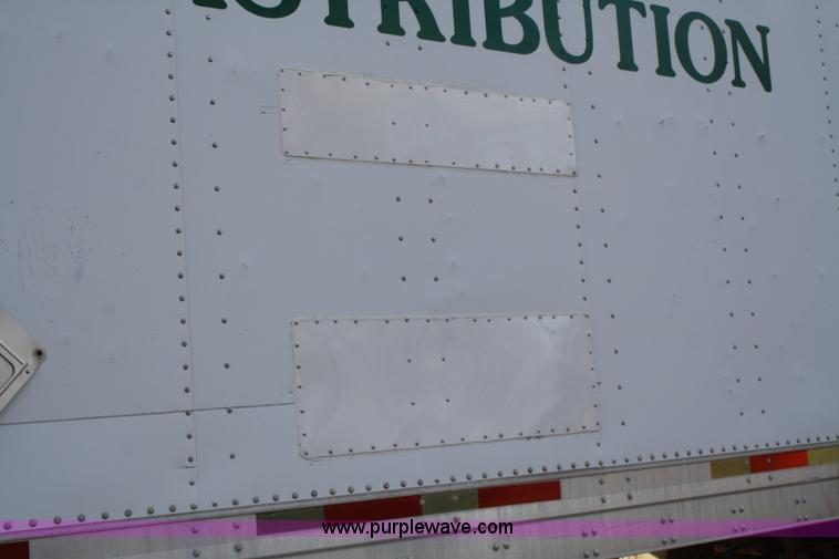 image for item A6510 1998 Trailmobile 53' van trailer