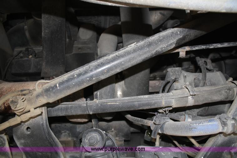 image for item A6559 1991 Ford CLT9000 semi truck