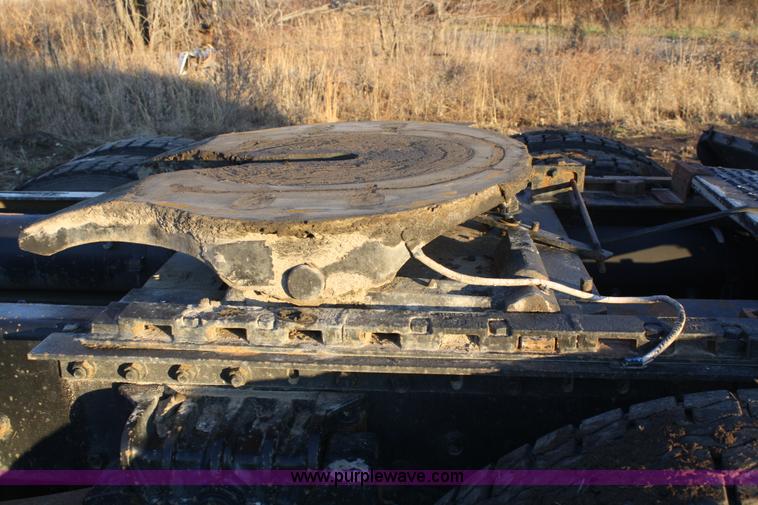 image for item A6615 1988 White WIM semi truck