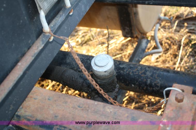 image for item A6615 1988 White WIM semi truck