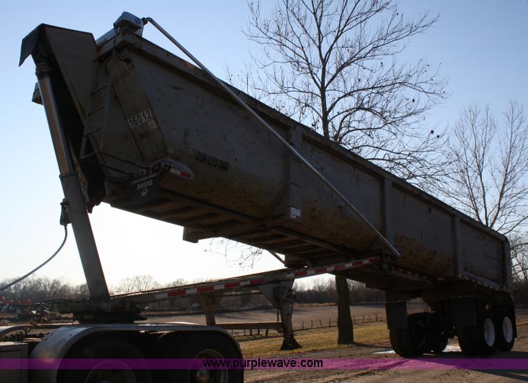 image for item A6618 2001 Ravens FFST-39 PRO end dump scrap trailer