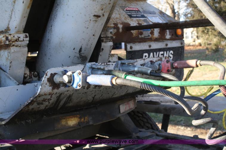 image for item A6618 2001 Ravens FFST-39 PRO end dump scrap trailer