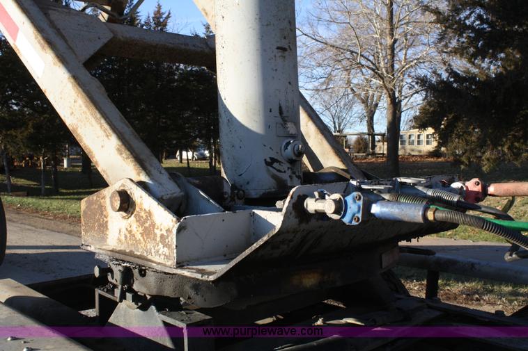 image for item A6618 2001 Ravens FFST-39 PRO end dump scrap trailer