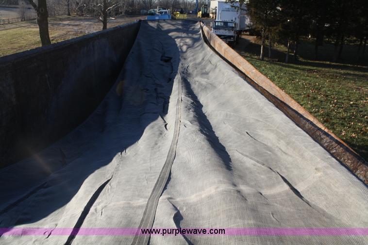 image for item A6618 2001 Ravens FFST-39 PRO end dump scrap trailer