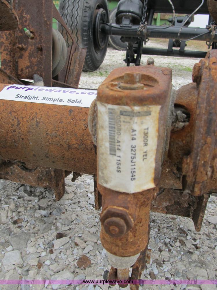 image for item B2537 Lift axle