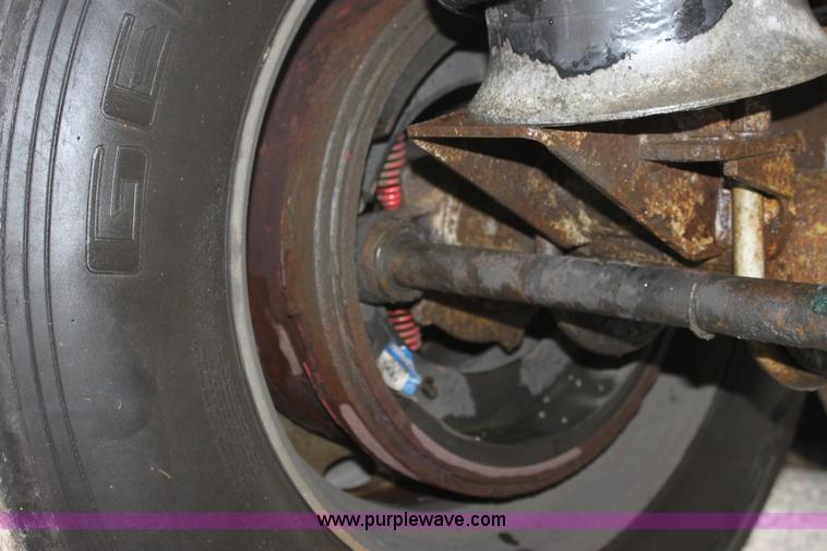 image for item B8690 1998 Thermo-King SB-III Max 53' reefer trailer