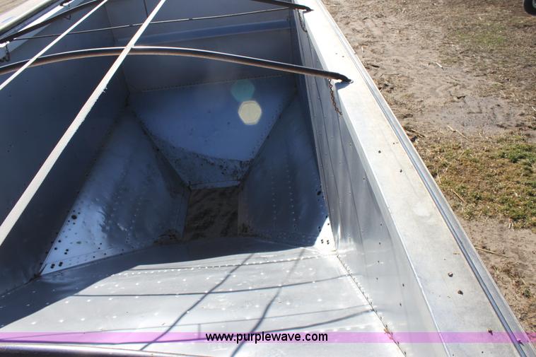 image for item B8752 1991 Timpte 42' grain trailer