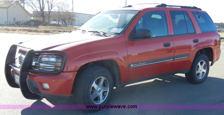 image for item A3388 2002 Chevrolet Trailblazer LT SUV