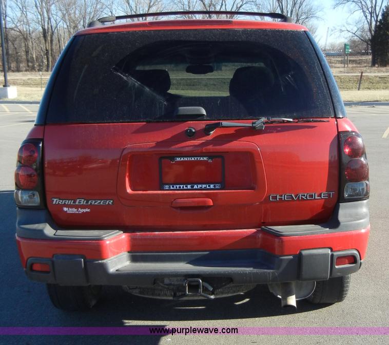 image for item A3388 2002 Chevrolet Trailblazer LT SUV