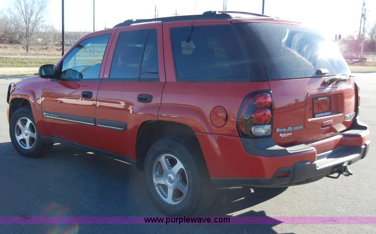 image for item A3388 2002 Chevrolet Trailblazer LT SUV