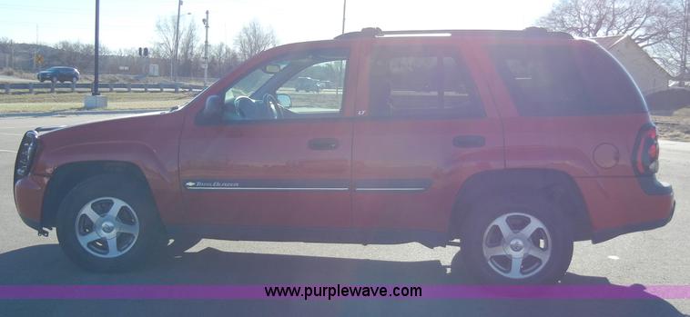 image for item A3388 2002 Chevrolet Trailblazer LT SUV