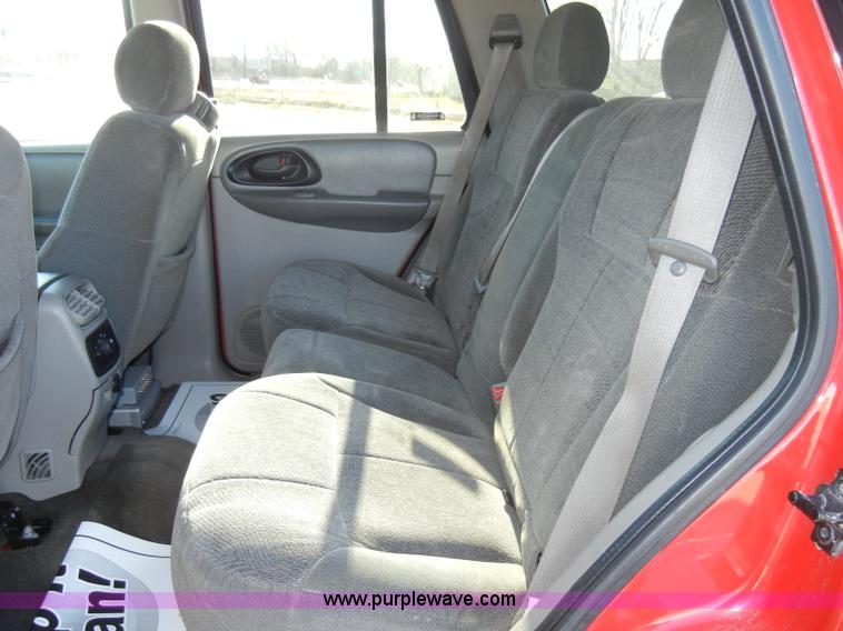 image for item A3388 2002 Chevrolet Trailblazer LT SUV