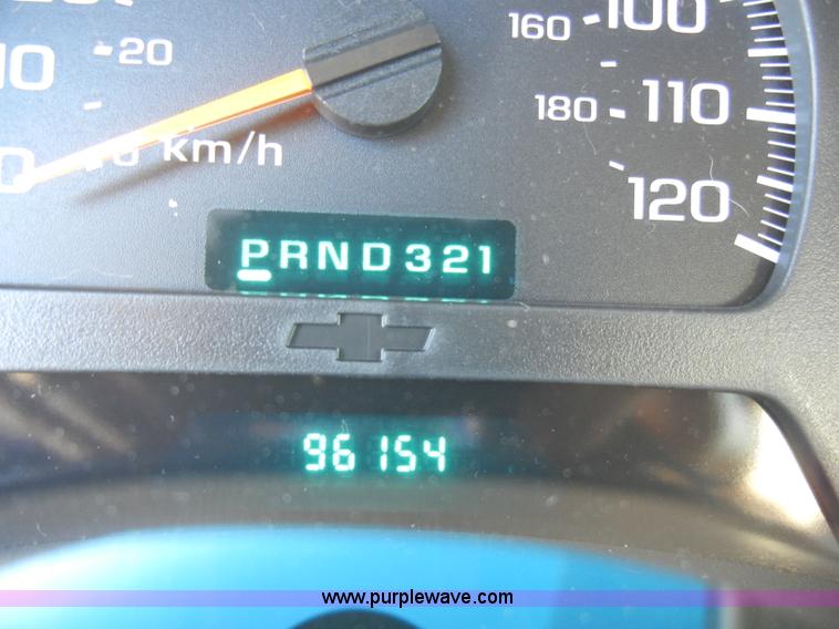 image for item A3388 2002 Chevrolet Trailblazer LT SUV