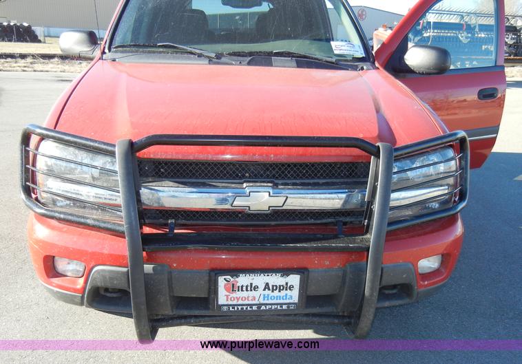 image for item A3388 2002 Chevrolet Trailblazer LT SUV