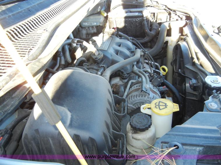 image for item A3389 2008 Chrysler Town & Country Touring mini van