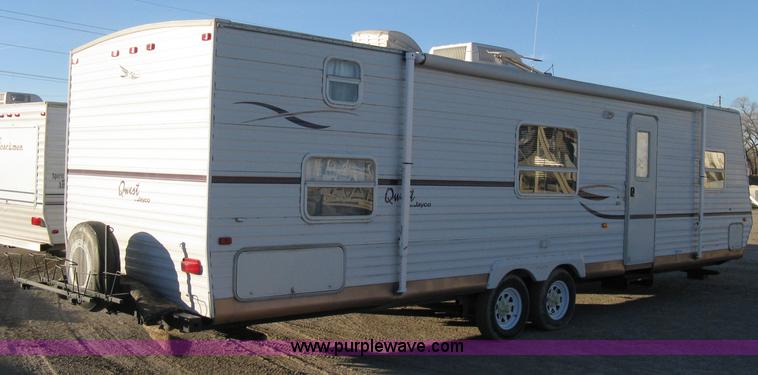 image for item A6024 2003 Jayco Qwest 324G camper trailer