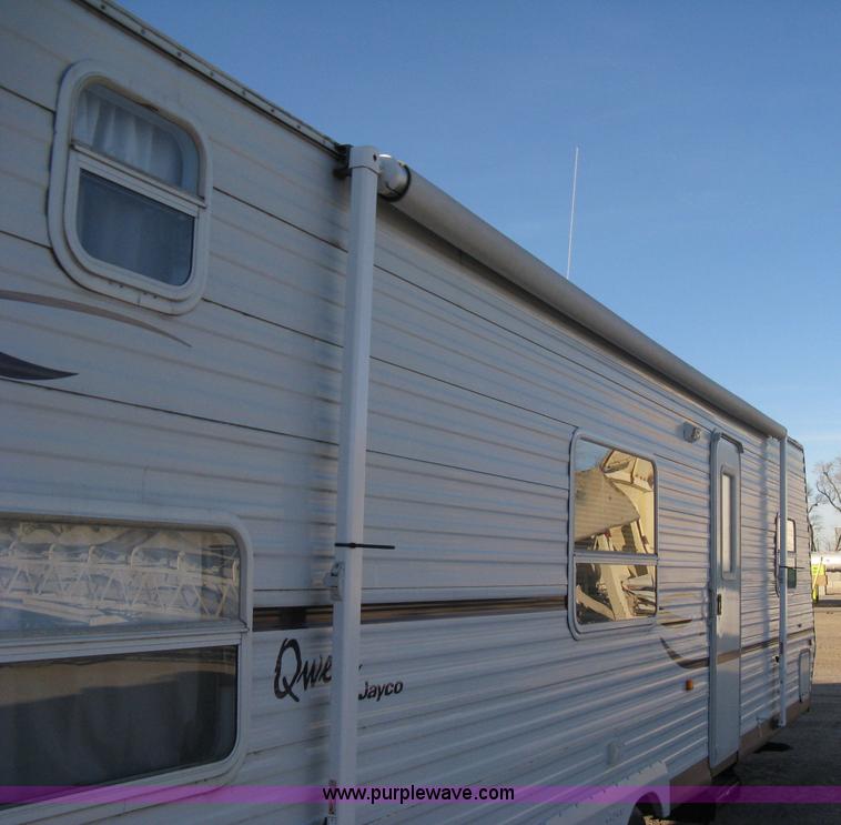 image for item A6024 2003 Jayco Qwest 324G camper trailer