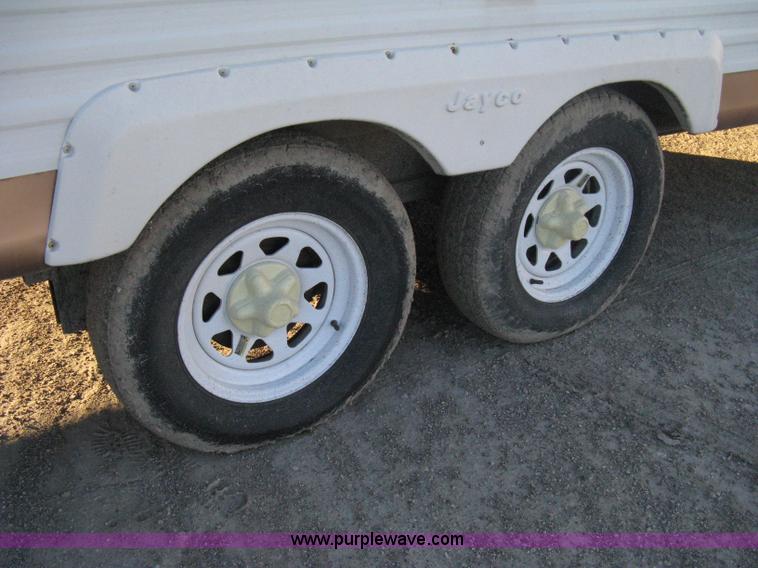 image for item A6024 2003 Jayco Qwest 324G camper trailer