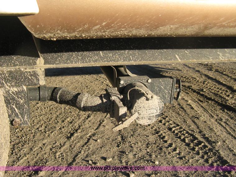 image for item A6024 2003 Jayco Qwest 324G camper trailer