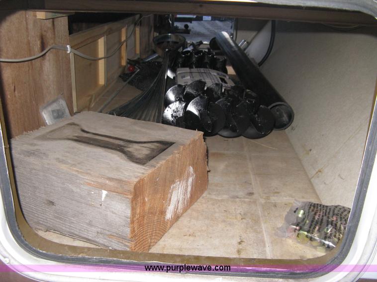 image for item A6024 2003 Jayco Qwest 324G camper trailer