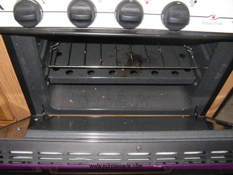 image for item A6024 2003 Jayco Qwest 324G camper trailer