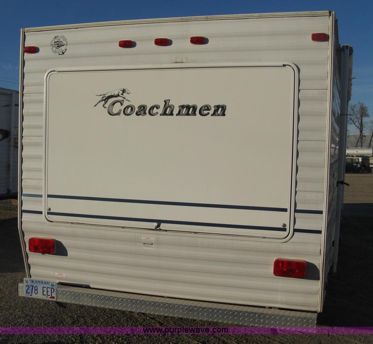 image for item A6025 2004 Coachmen Spirit of America Limited Edition camper trailer