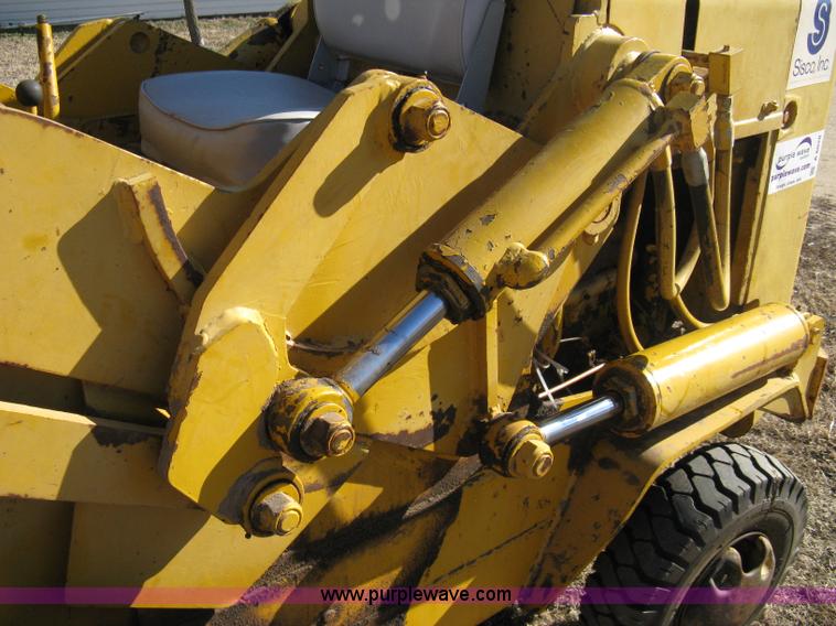 image for item A6028 Hough-International HA payloader