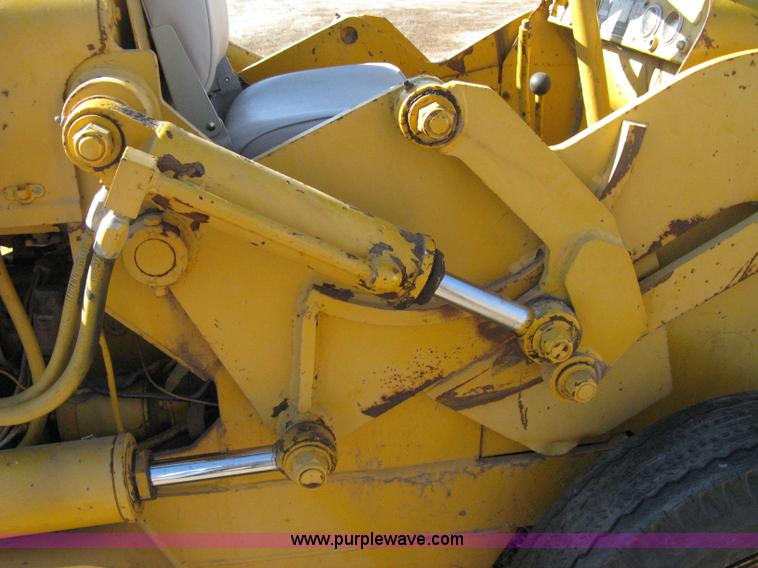 image for item A6028 Hough-International HA payloader