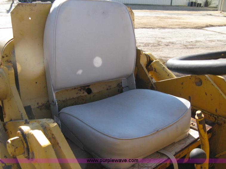 image for item A6028 Hough-International HA payloader