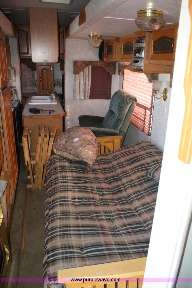 image for item A6627 2002 Montana High Country fifth wheel camper