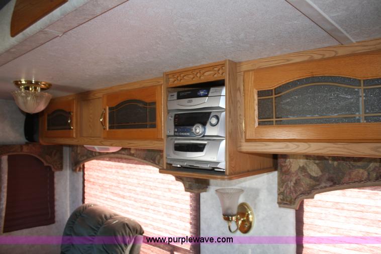 image for item A6627 2002 Montana High Country fifth wheel camper
