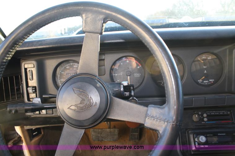 image for item A6632 1986 Pontiac Firebird Trans Am