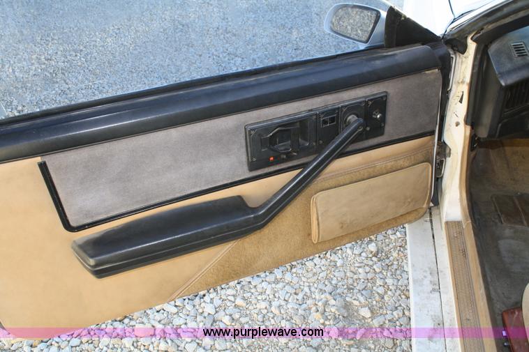 image for item A6632 1986 Pontiac Firebird Trans Am