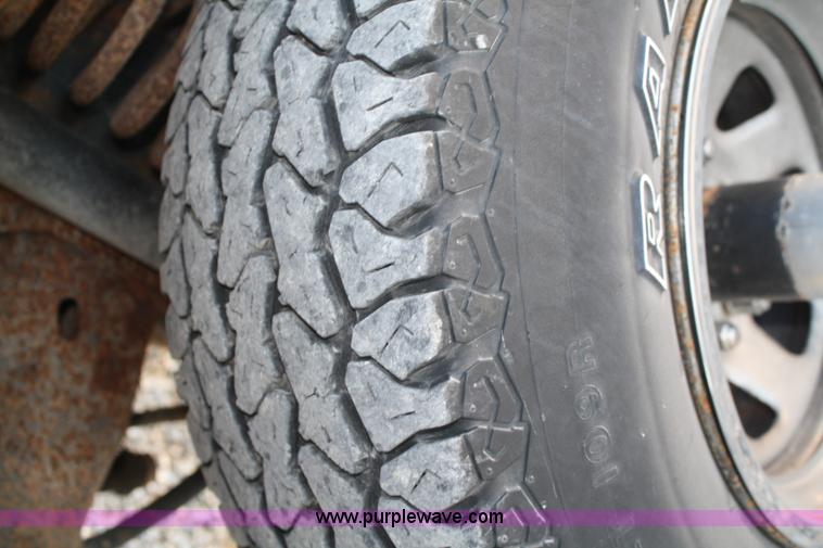 image for item A6633 1989 Ford F150 pickup truck