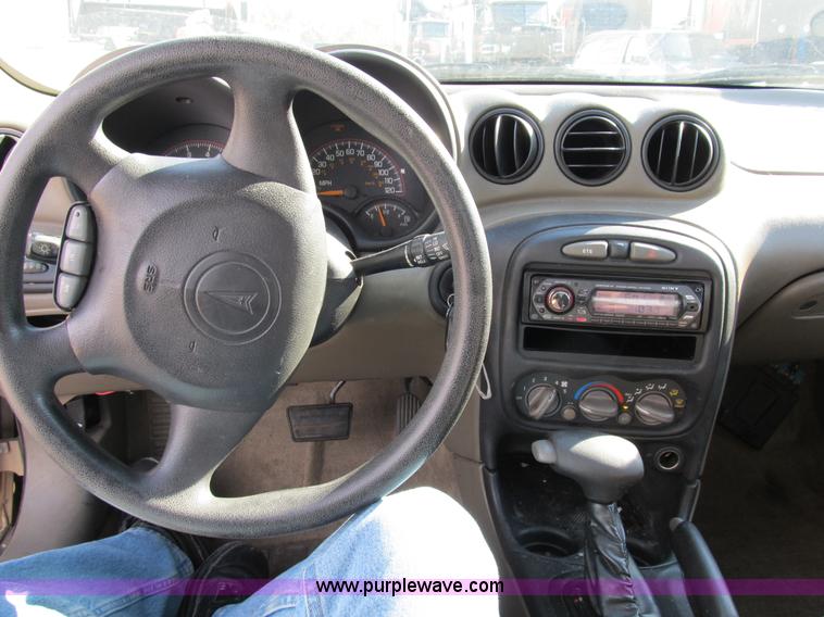 image for item B2517 2001 Pontiac Grand Am SE