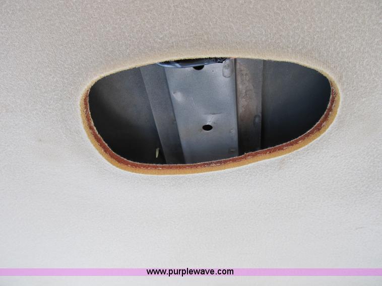 image for item B2517 2001 Pontiac Grand Am SE